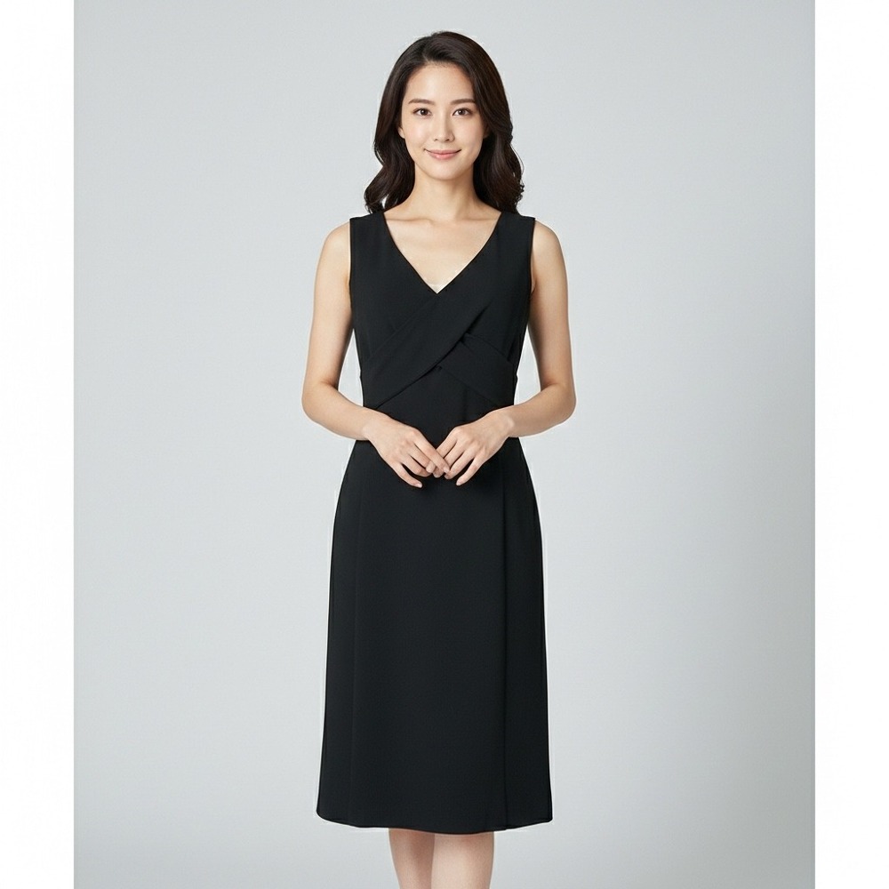 MaxMara Black Surplice V-Neck Crossover Midi Dress Italy Size 6 US